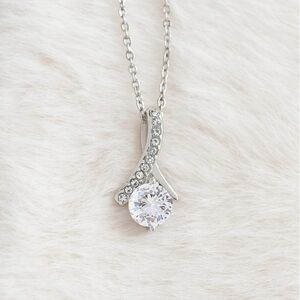 Silver Pendant Necklace